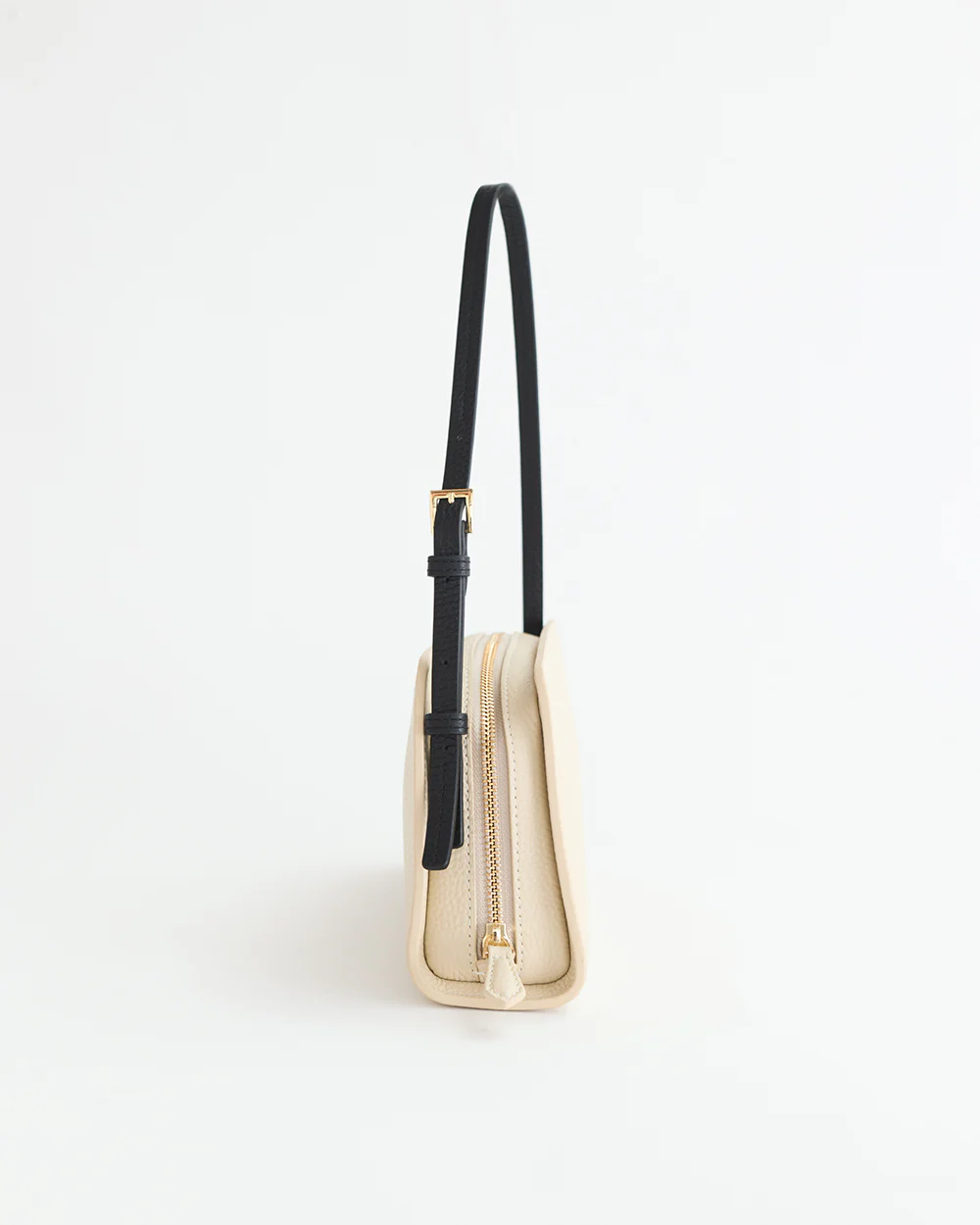 Clara Bag: Oat / Black with Gold - Image 4