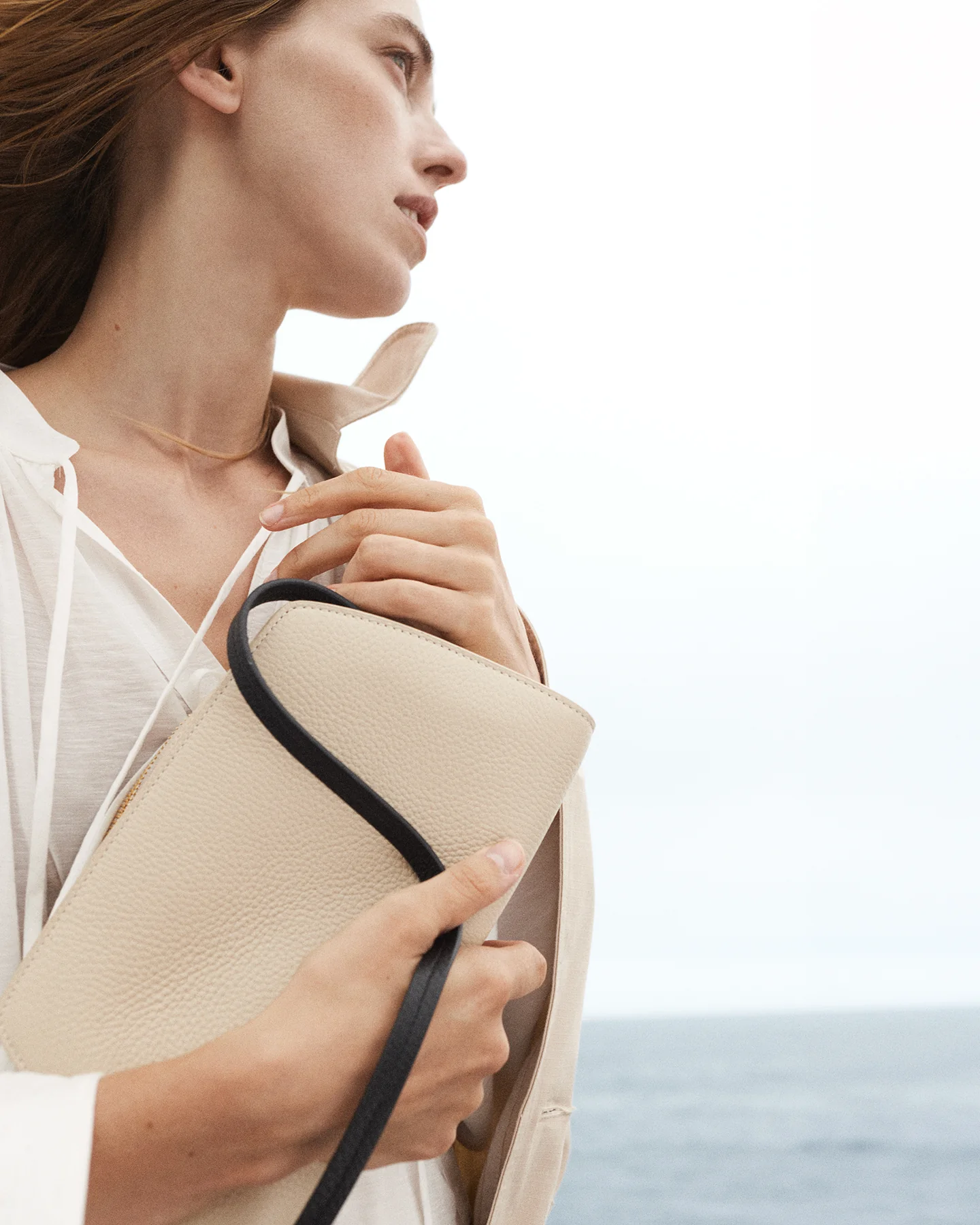 Clara Bag: Oat / Black with Gold - Image 8
