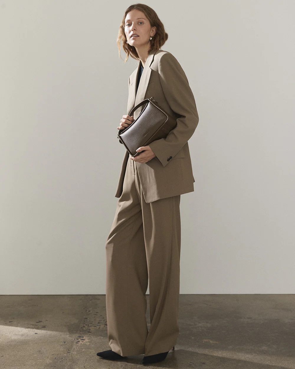 Clementine Bag: Khaki Green Pebbled Leather - Image 7
